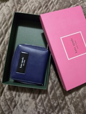 Kate Spade Navy Leather Zip Wallet
